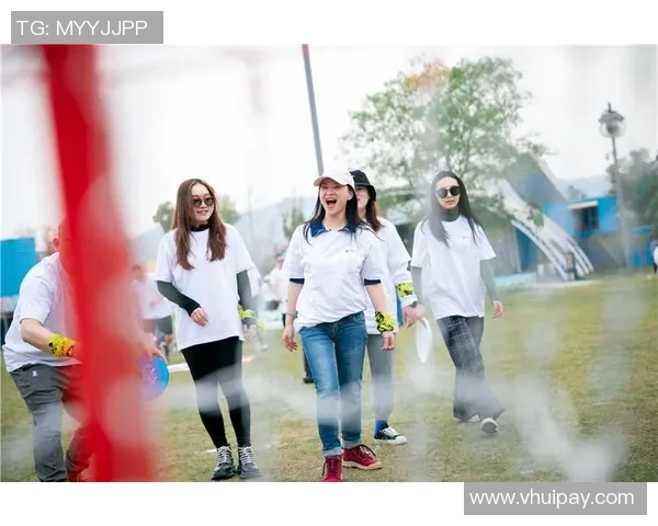 飞盘战术解析上海飞盘队如何构建高效的防反体系与战术配合 飞盘战术解析上海飞盘队如何构建高效的防反体系与战术配合